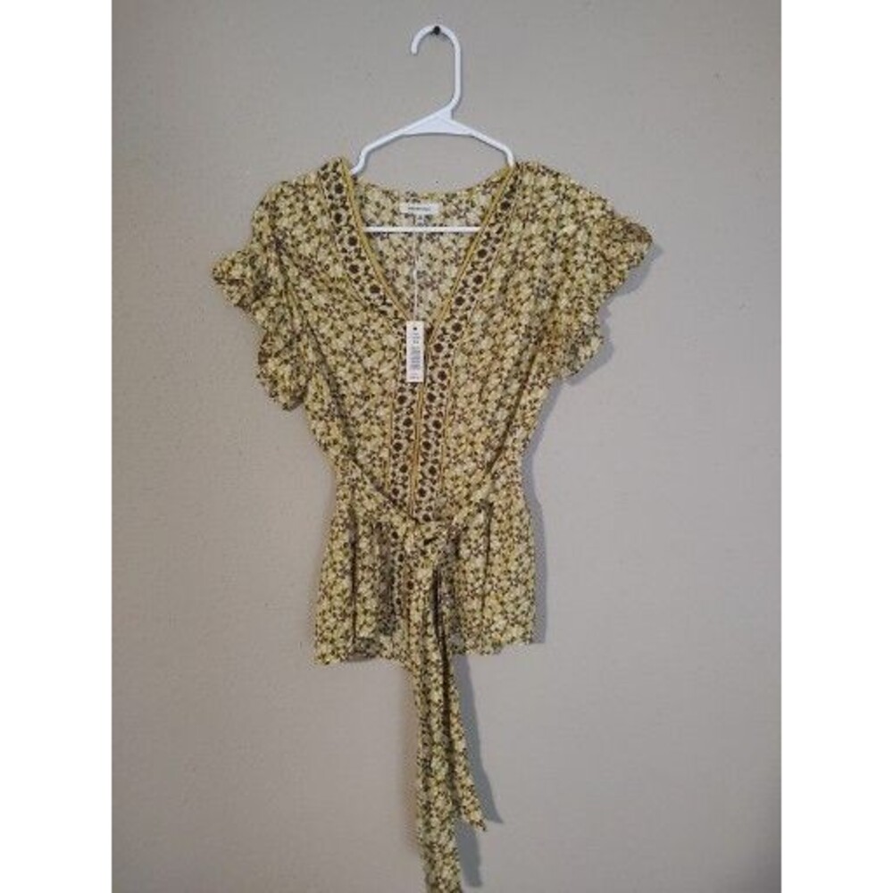Max Studio Women's Yellow Sleeveless Shirt Top Size XS NWT